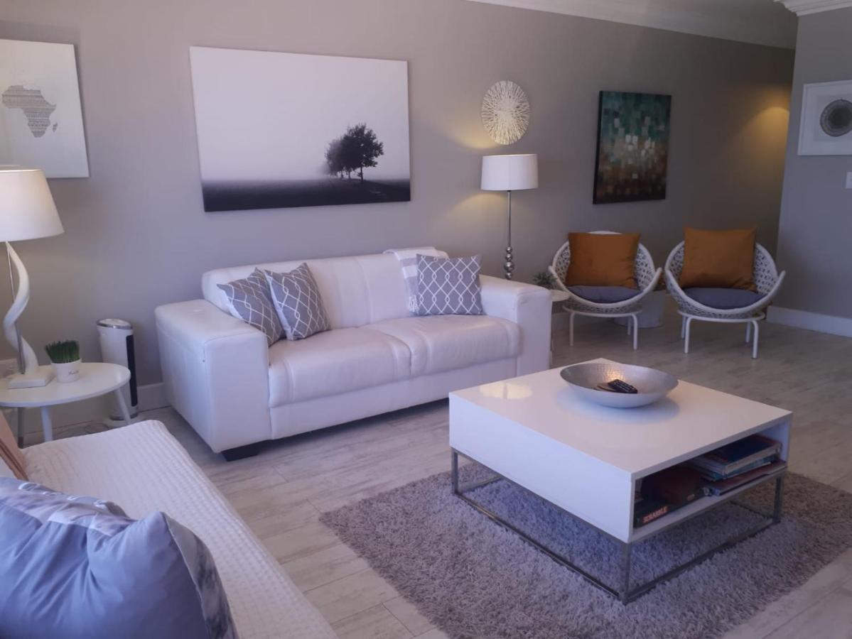 Blouberg Beachfront Apartment Bloubergstrand Exteriér fotografie