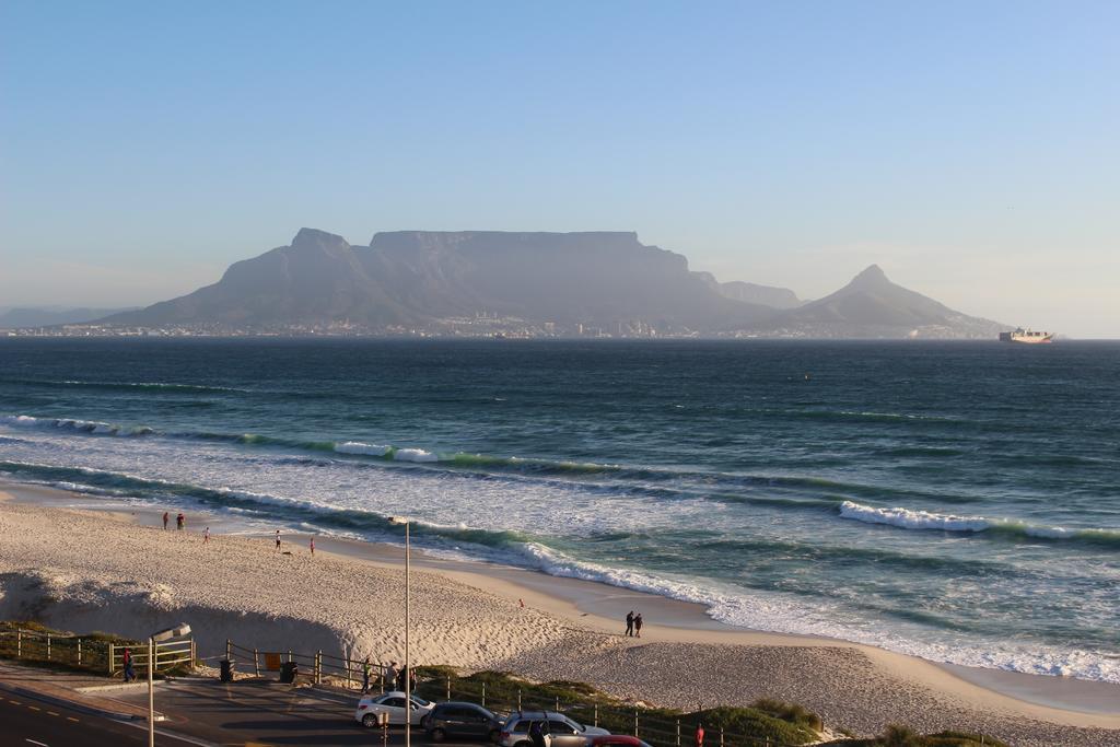 Blouberg Beachfront Apartment Bloubergstrand Exteriér fotografie