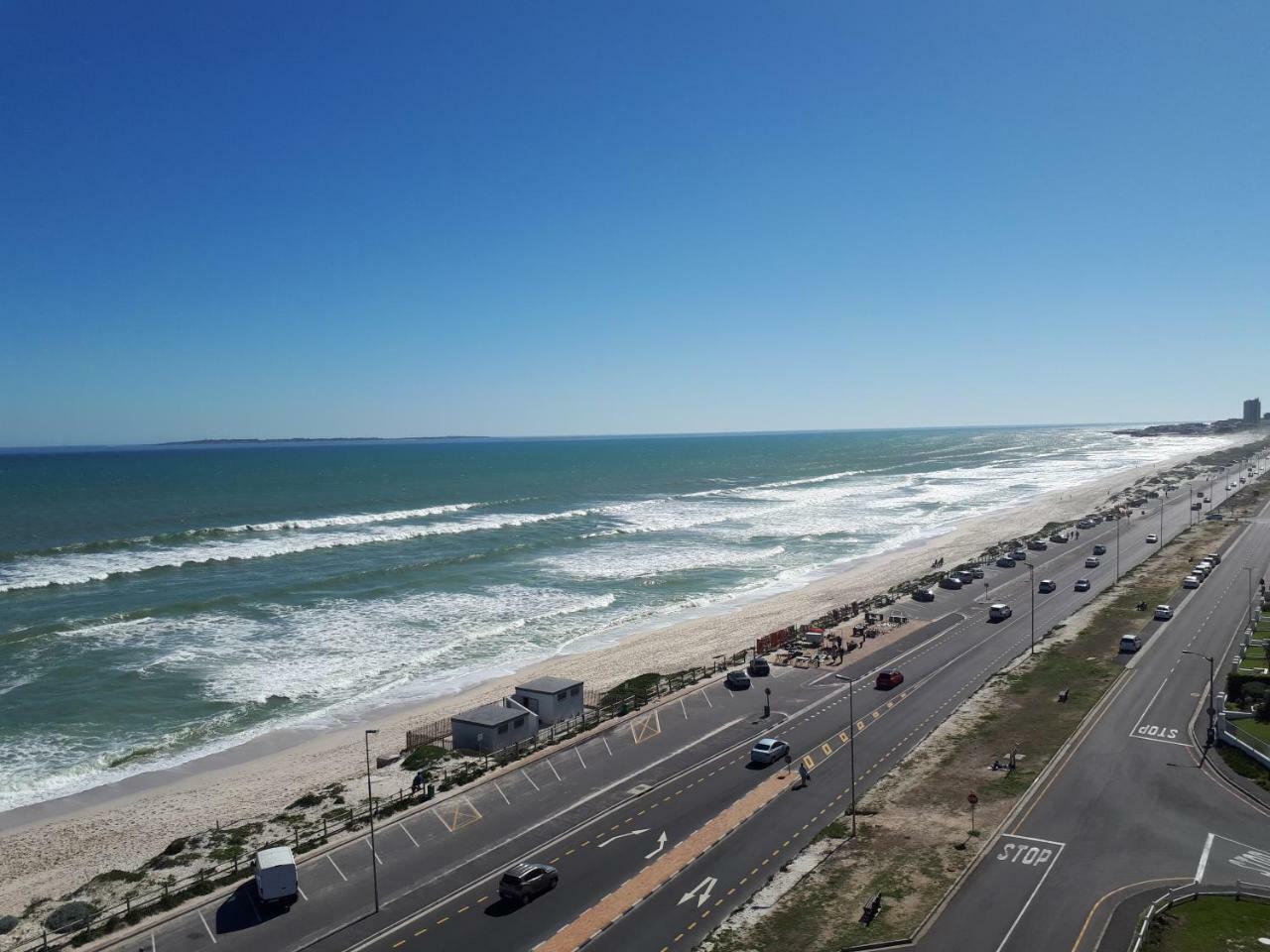 Blouberg Beachfront Apartment Bloubergstrand Exteriér fotografie