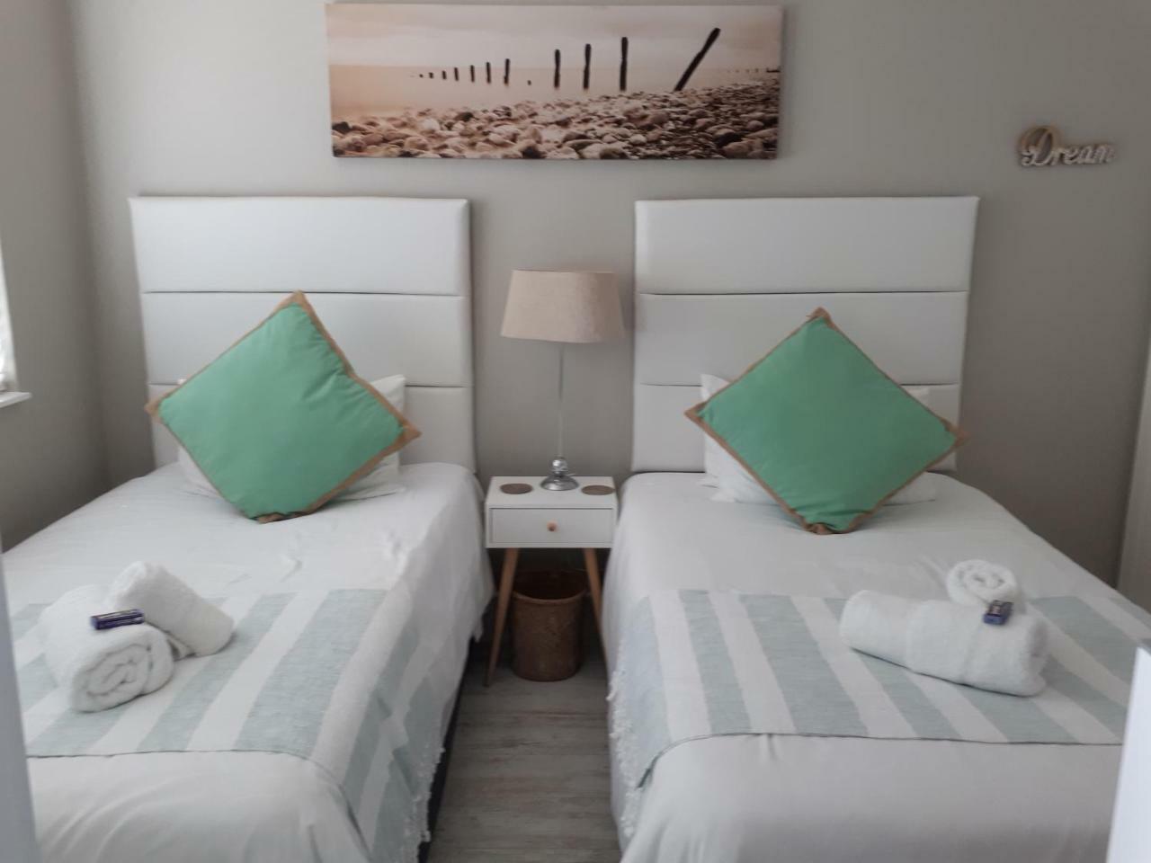 Blouberg Beachfront Apartment Bloubergstrand Exteriér fotografie